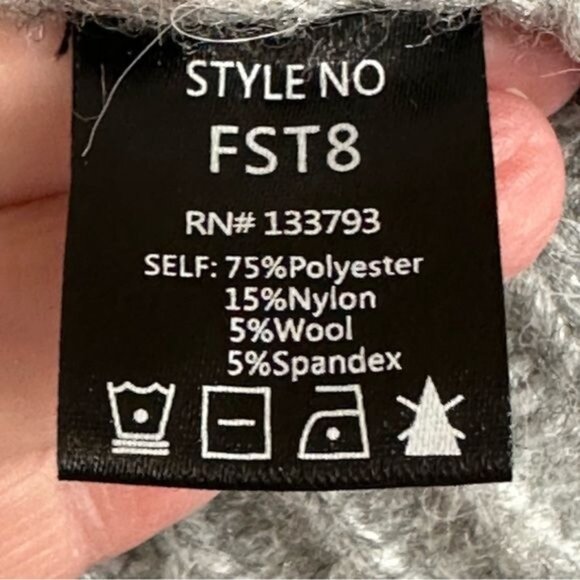 POL Pastel Pink Chunky Rainbow Cake Striped Oversized Sweater Small - Picture 10 of 16